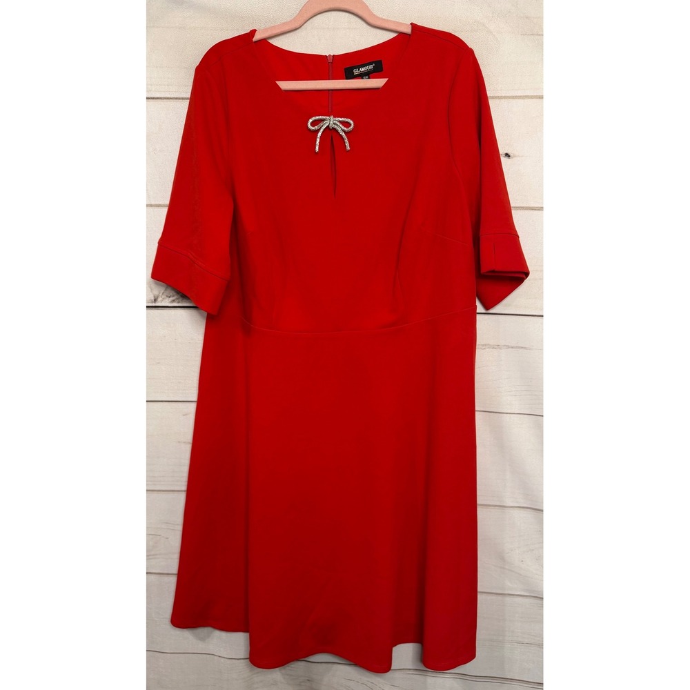 Glamour Red Bow Detail Keyhole Neck Knee Length Dress‎ Plus Size 16W